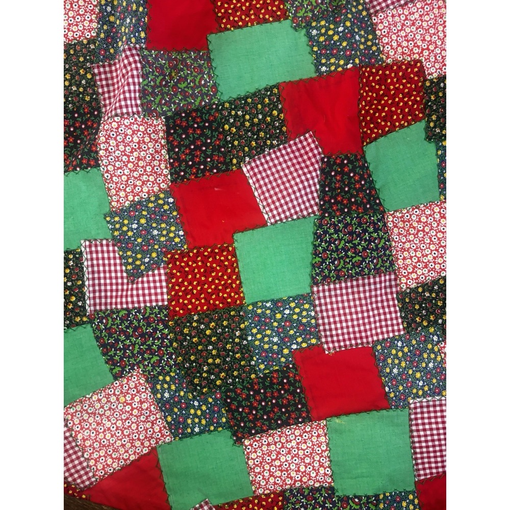 57" Vintage Multicolor Hand Quilted Patchwork Christmas Tree Skirt - Picture 2 of 8